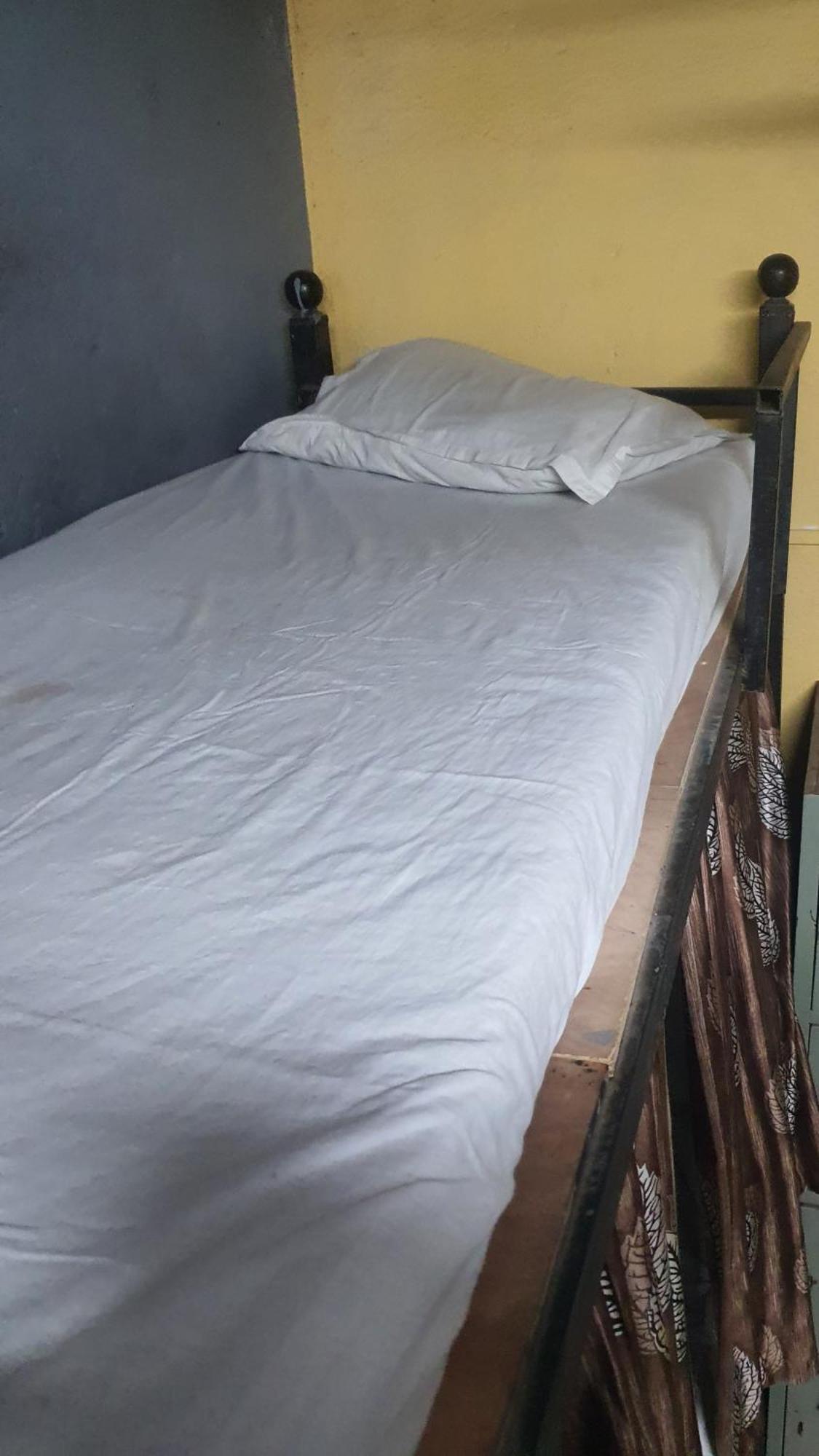 Bapuji Dormitory Hostel Bombay Eksteriør billede