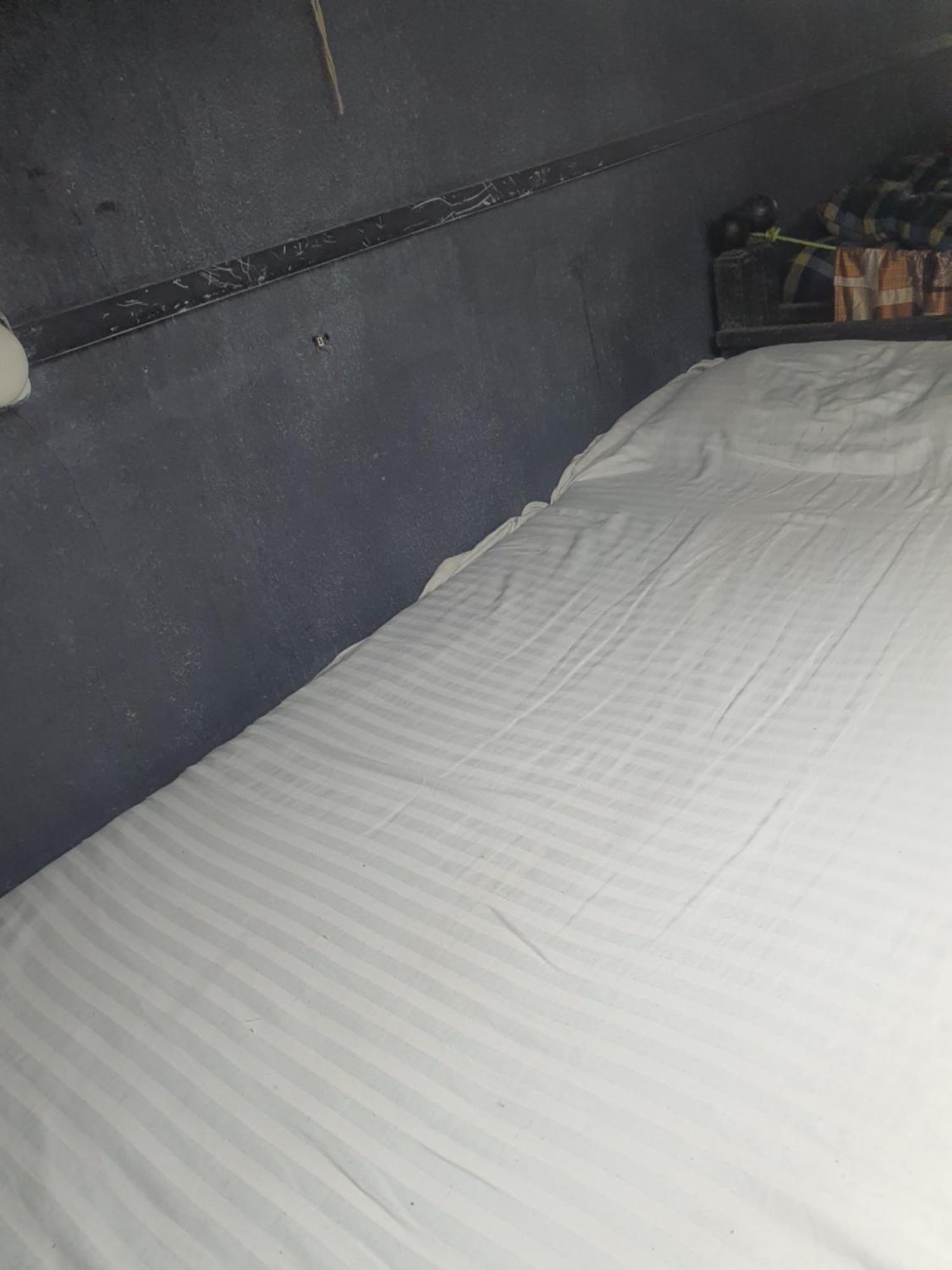 Bapuji Dormitory Hostel Bombay Eksteriør billede